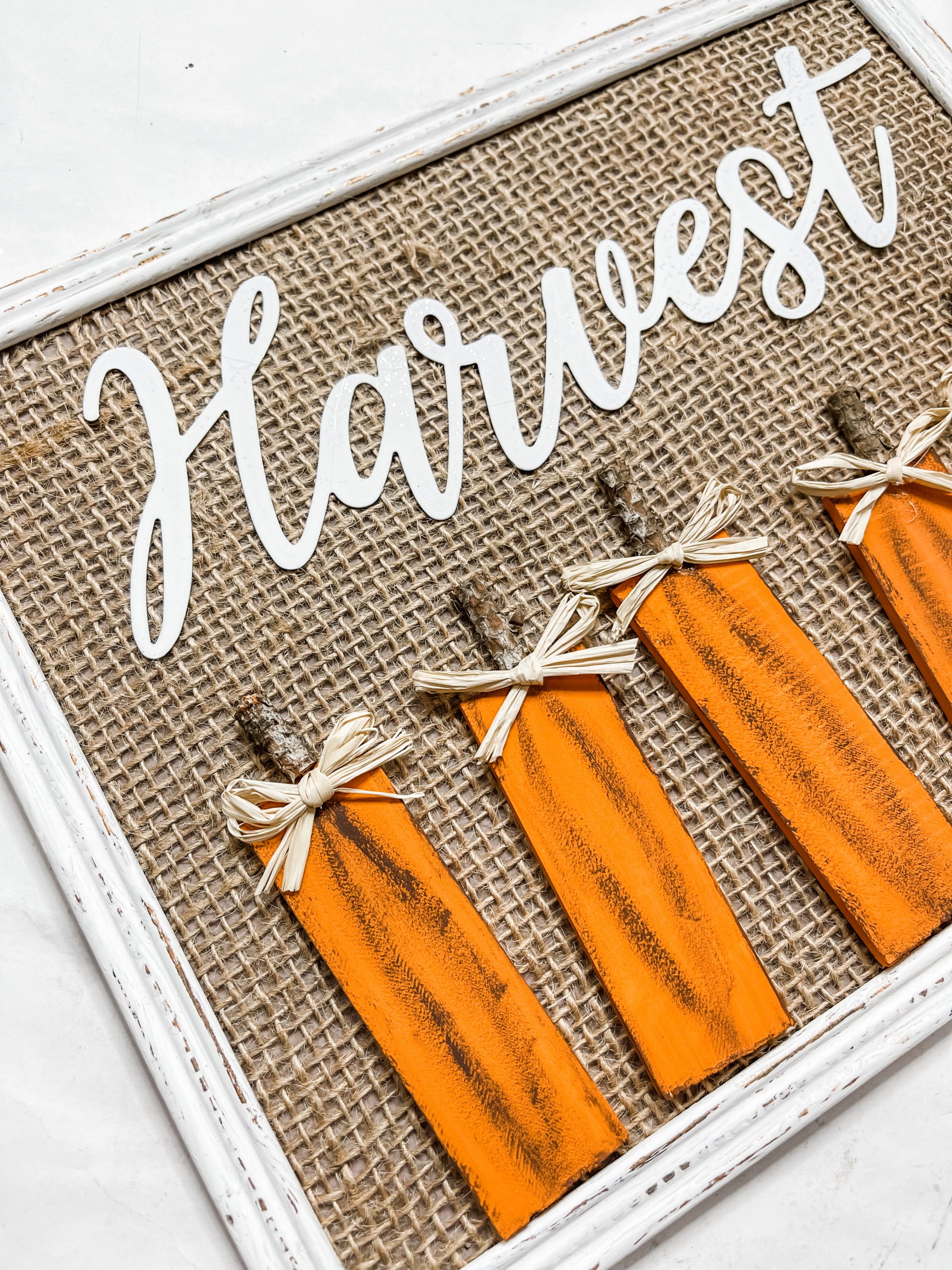 DIY Fall Harvest Pumpkin Sign