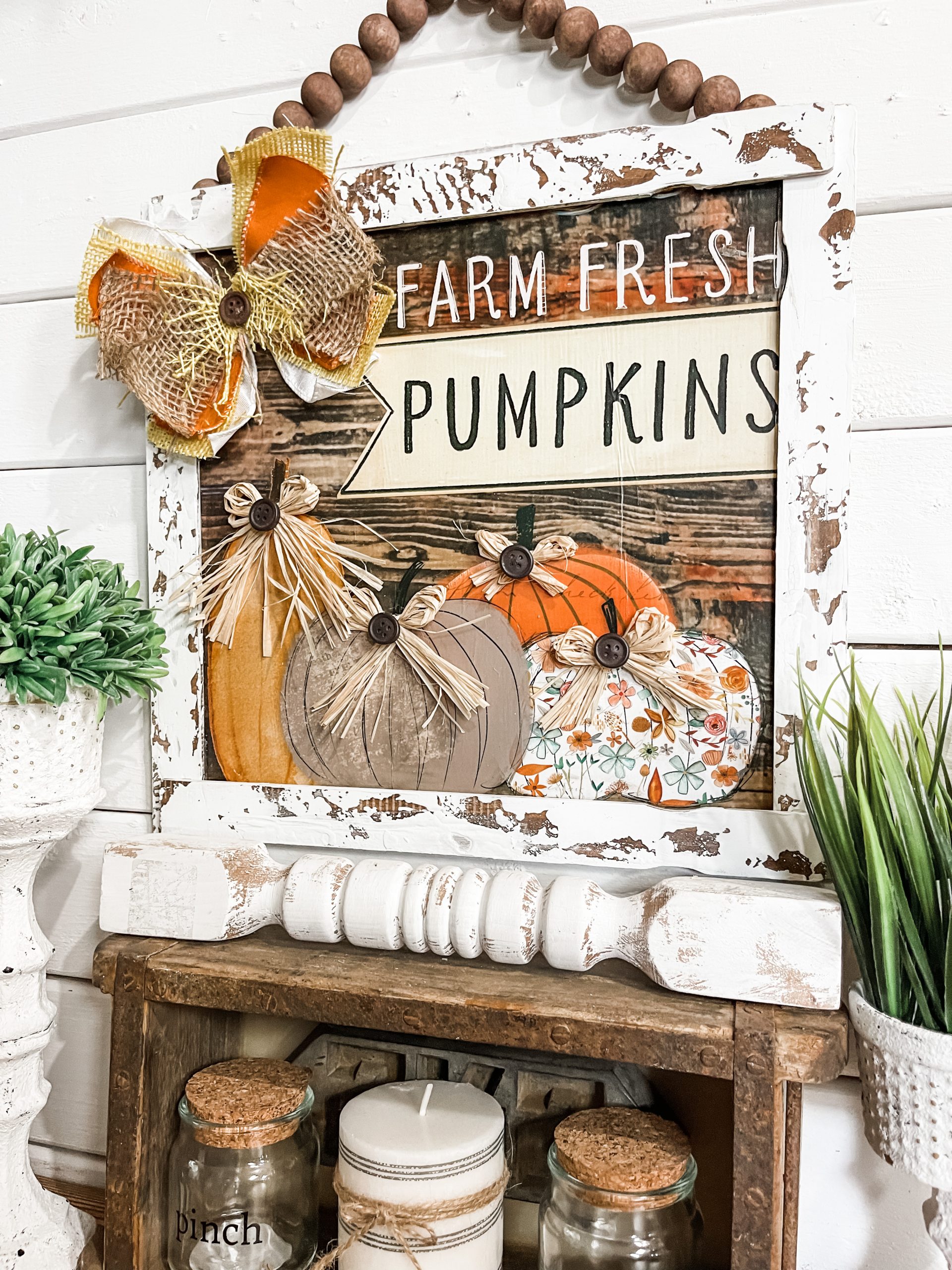 DIY Chippy Farm Fresh Pumpkins Sign