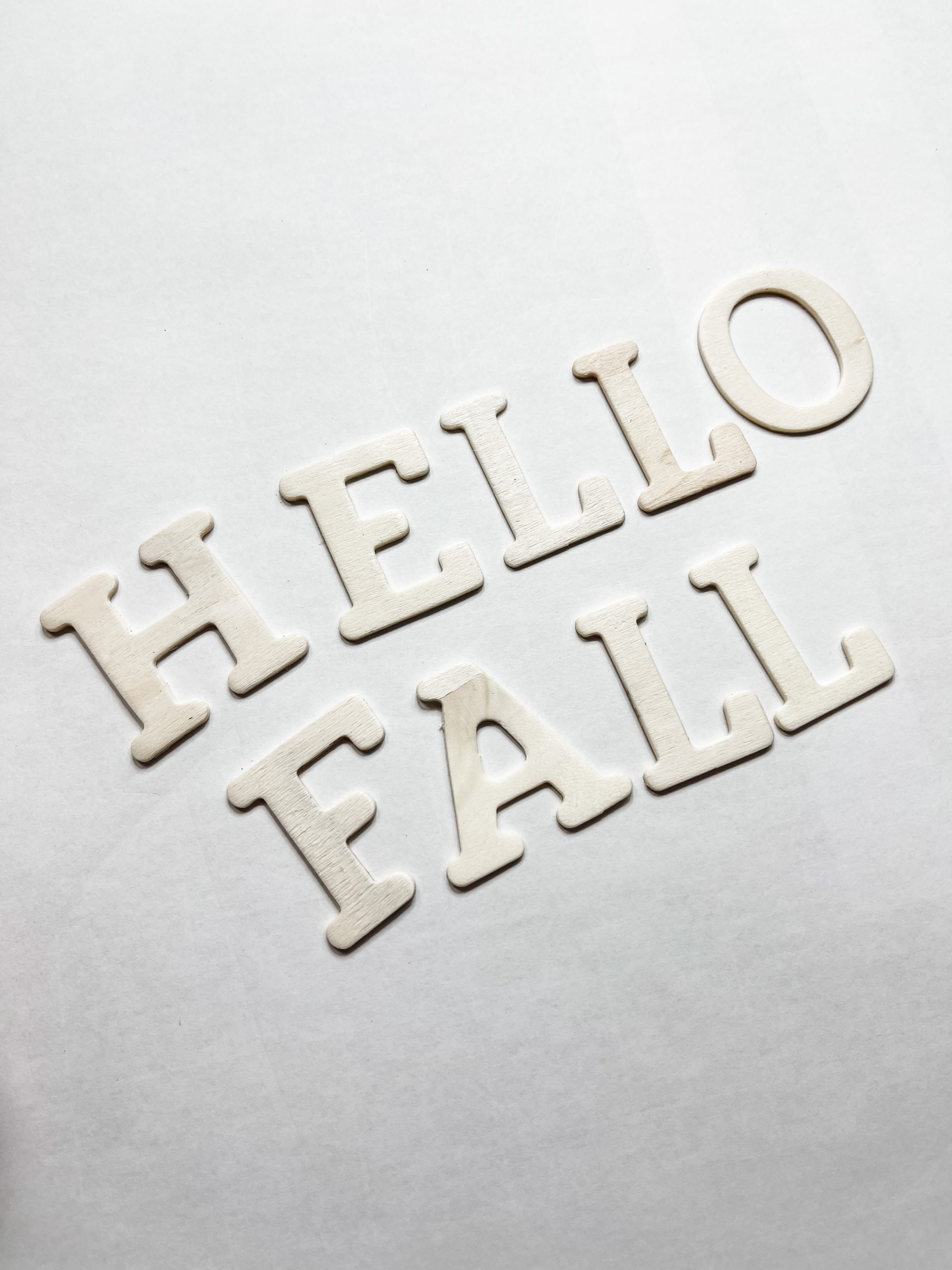 DIY Hello Fall Sign