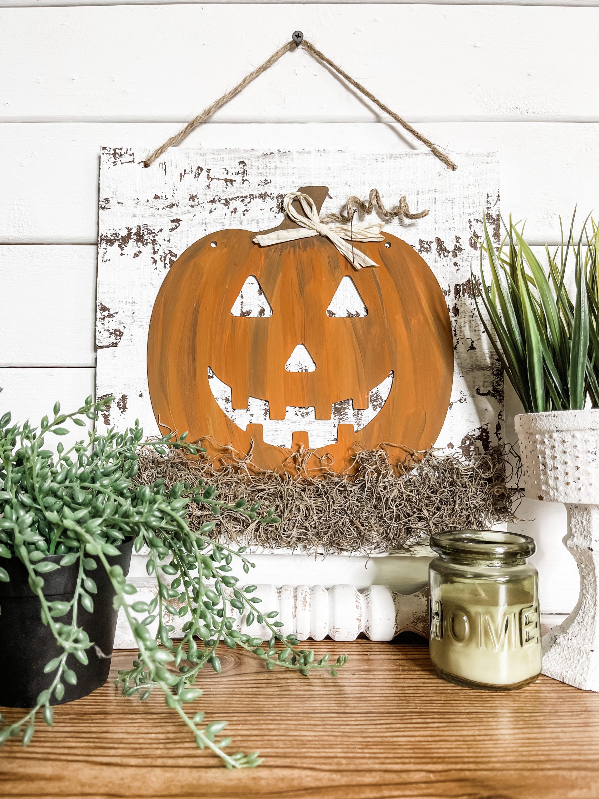 DIY Metal Jack-O-Lantern Sign