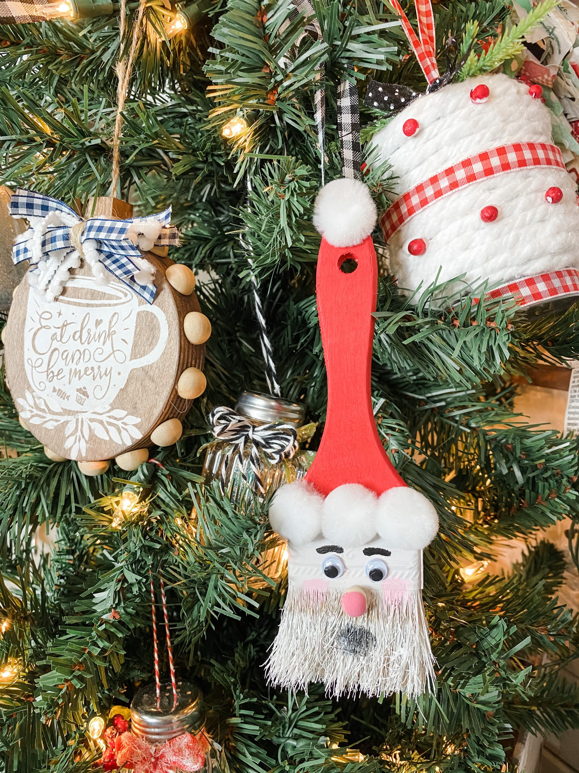 3 DIY Christmas Tree Ornaments