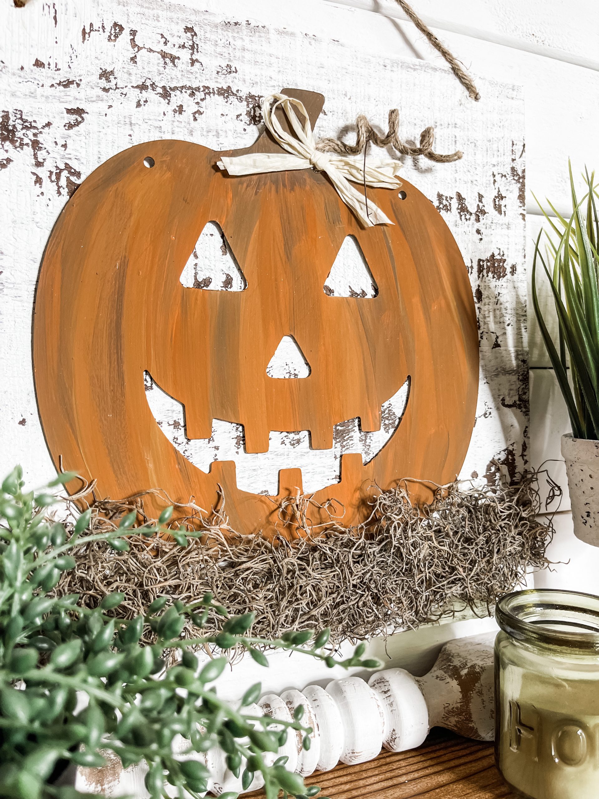 DIY Metal Jack-O-Lantern Sign