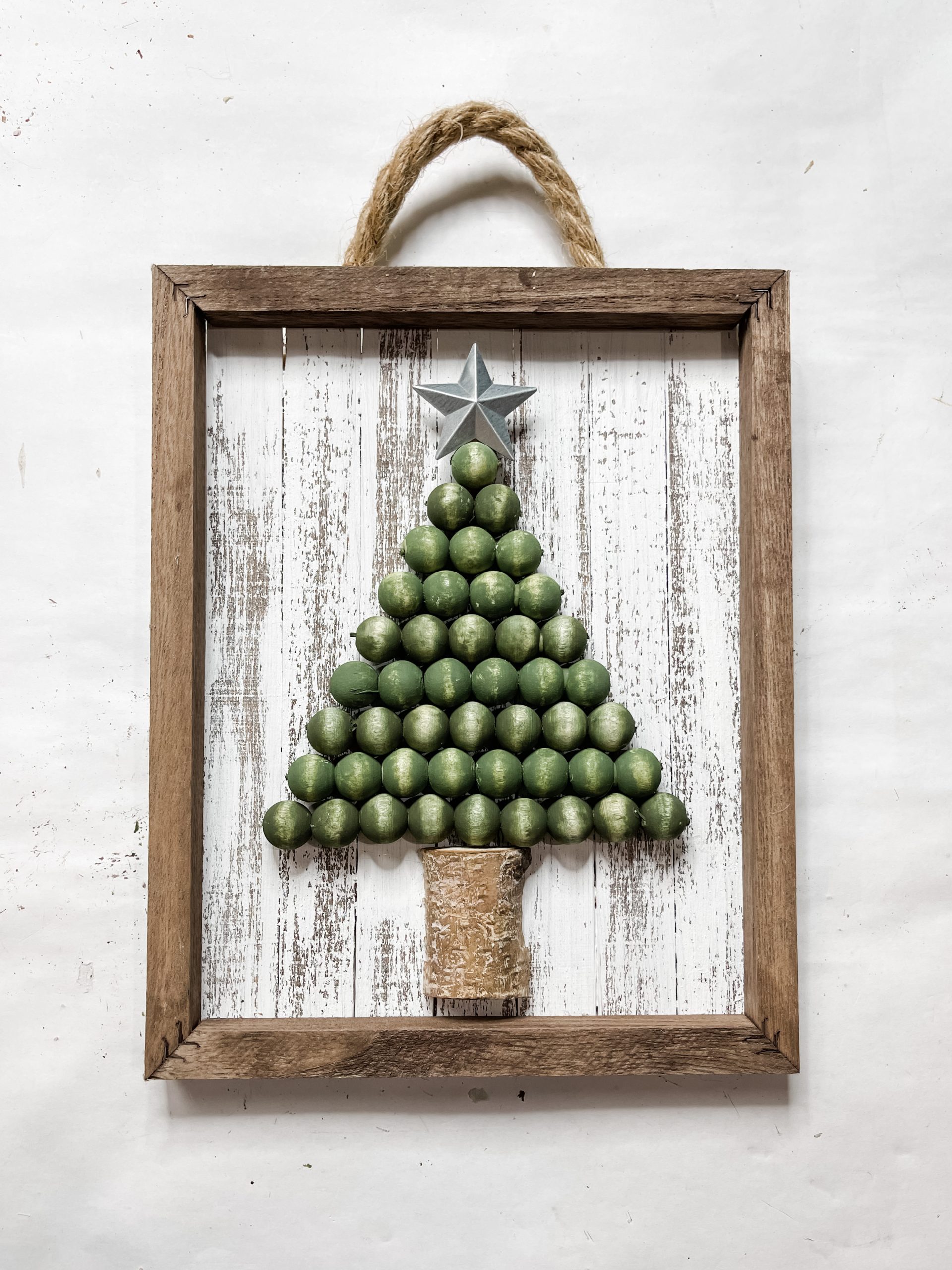 Wood Bead Christmas Tree Sign