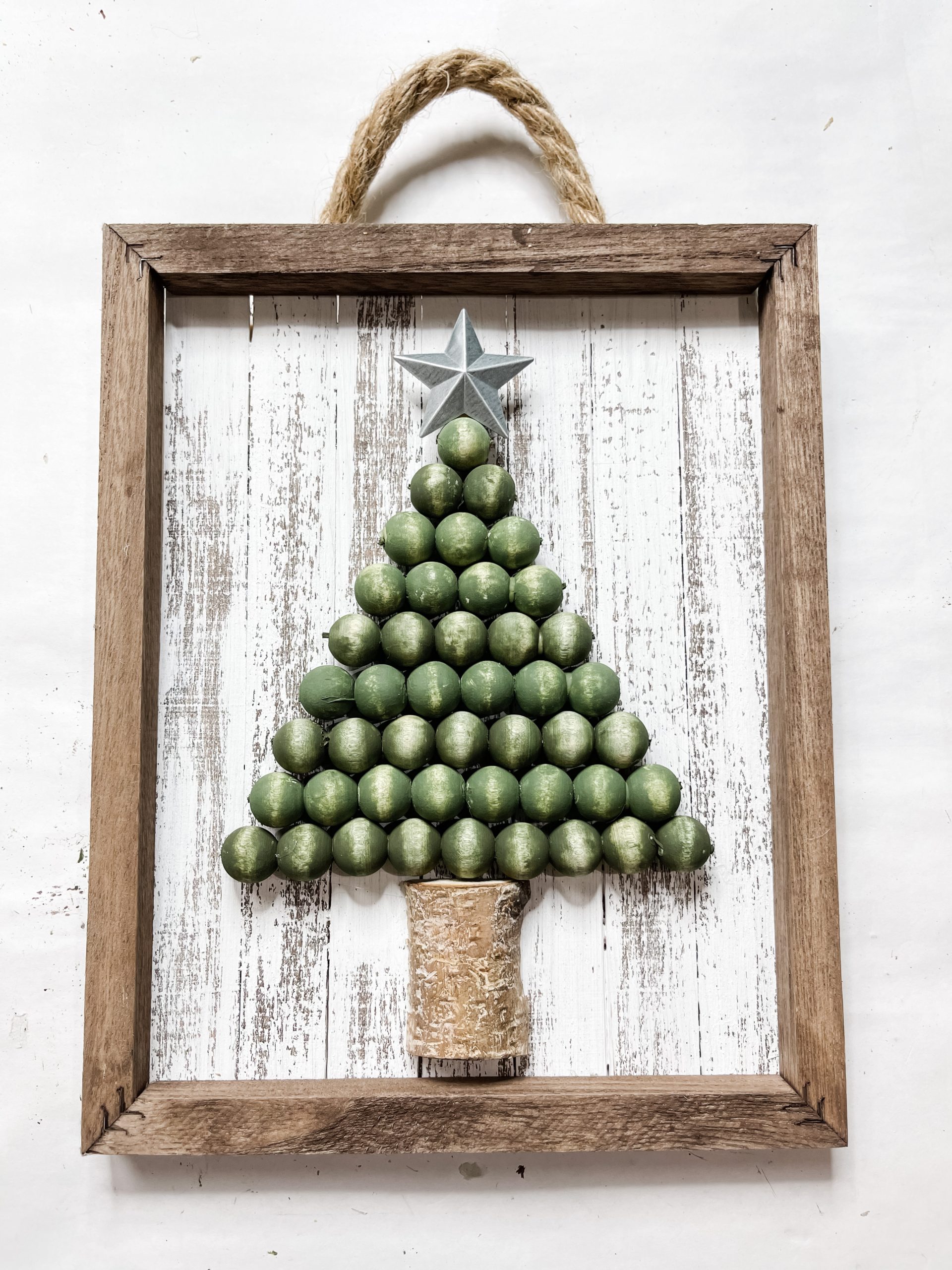 Wood Bead Christmas Tree Sign