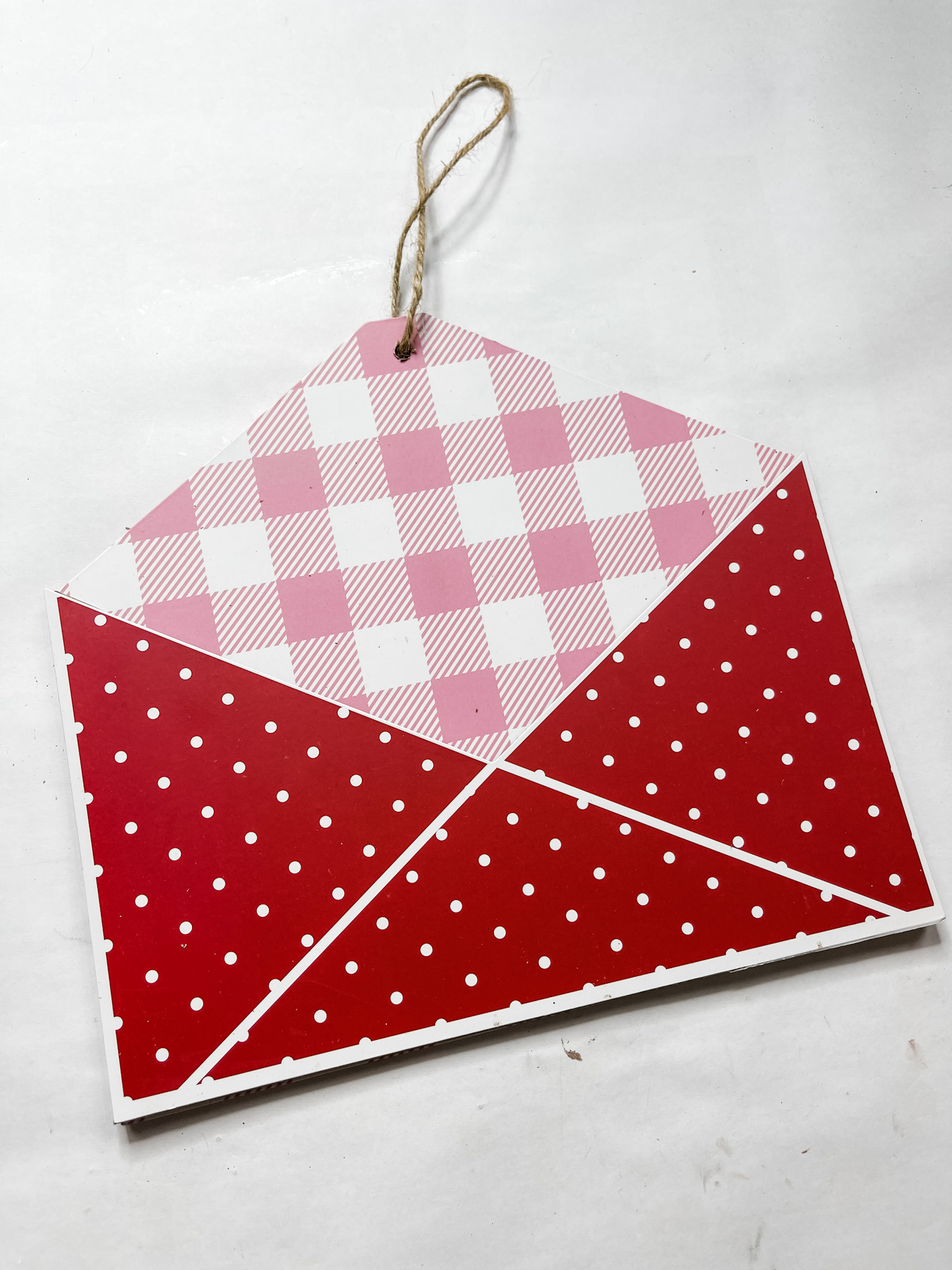 DIY Valentine's Day Envelope Planter