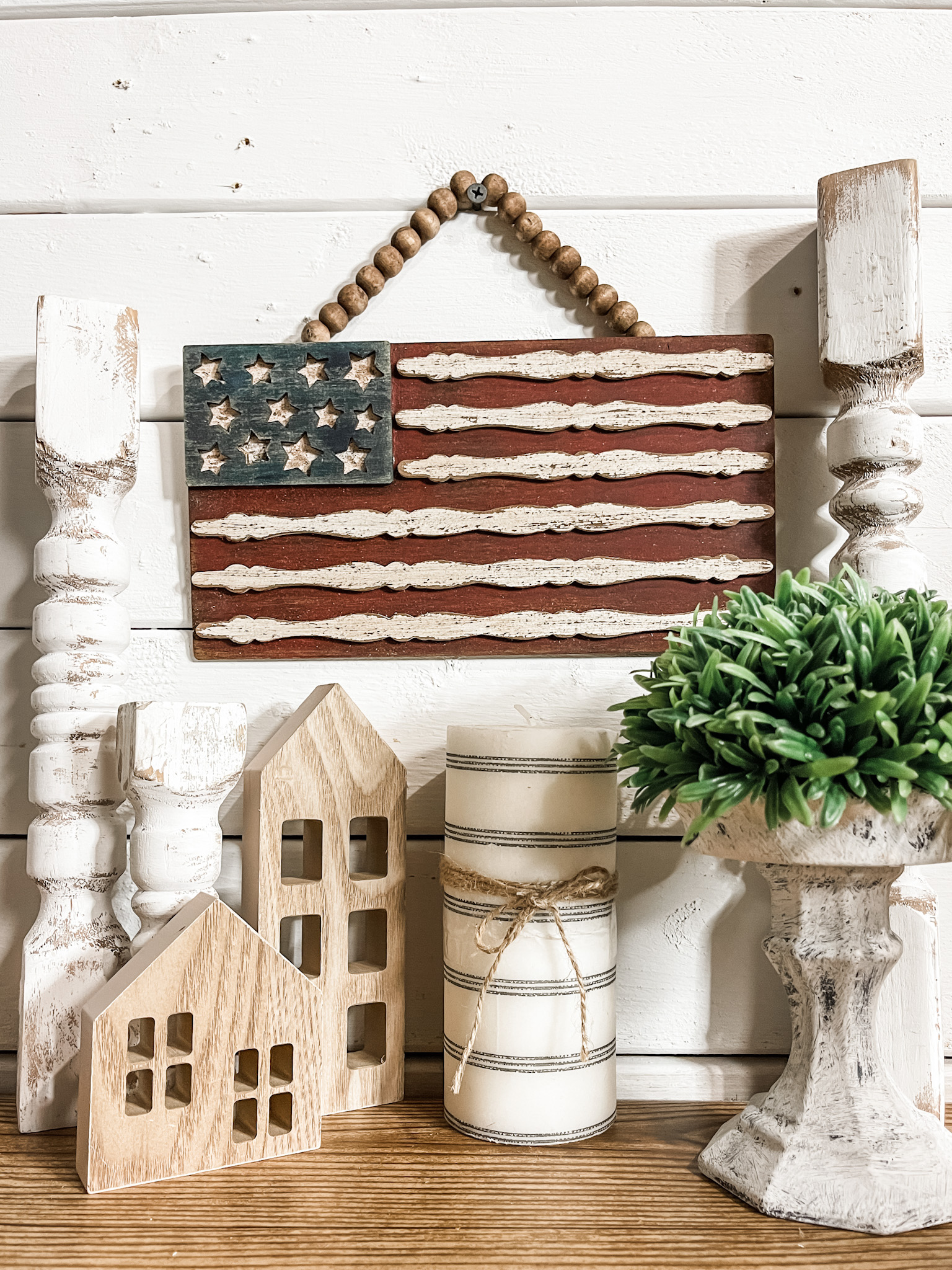 Patriotic Spindle American Flag