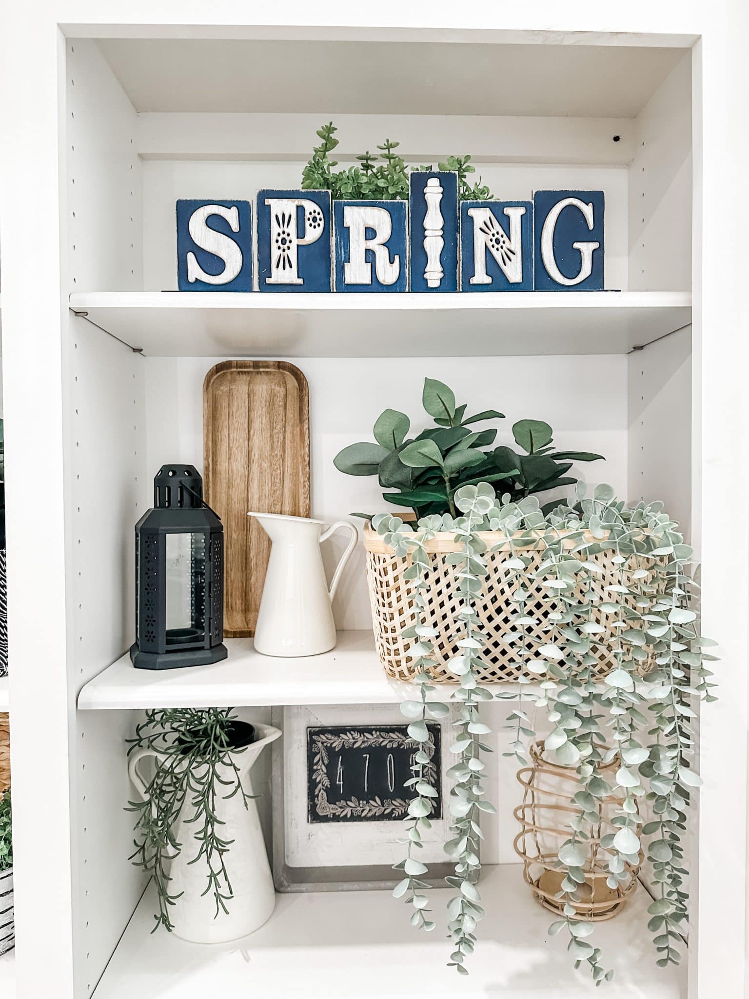 Spring Farmhouse Decor DIY Ideas