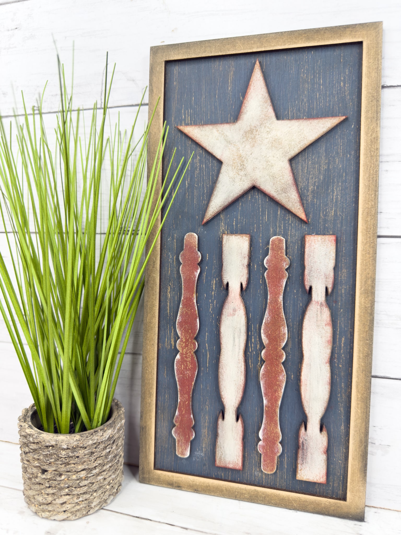 Primitive Spindle American Flag